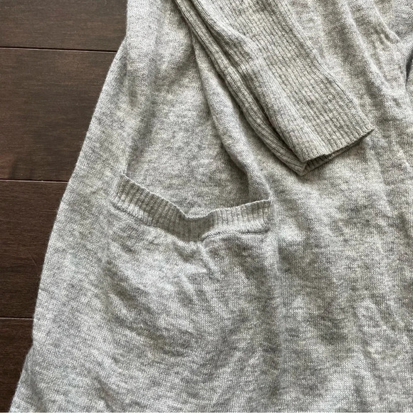 Aritzia Talula  Babaton Wool Linen Blend Cardigan Women’s Small - Picture 7 of 9